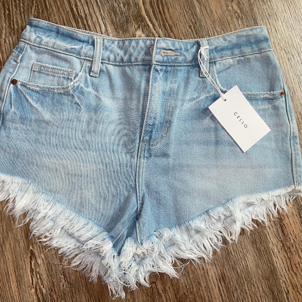 Cello Light Denim shorts 💓
